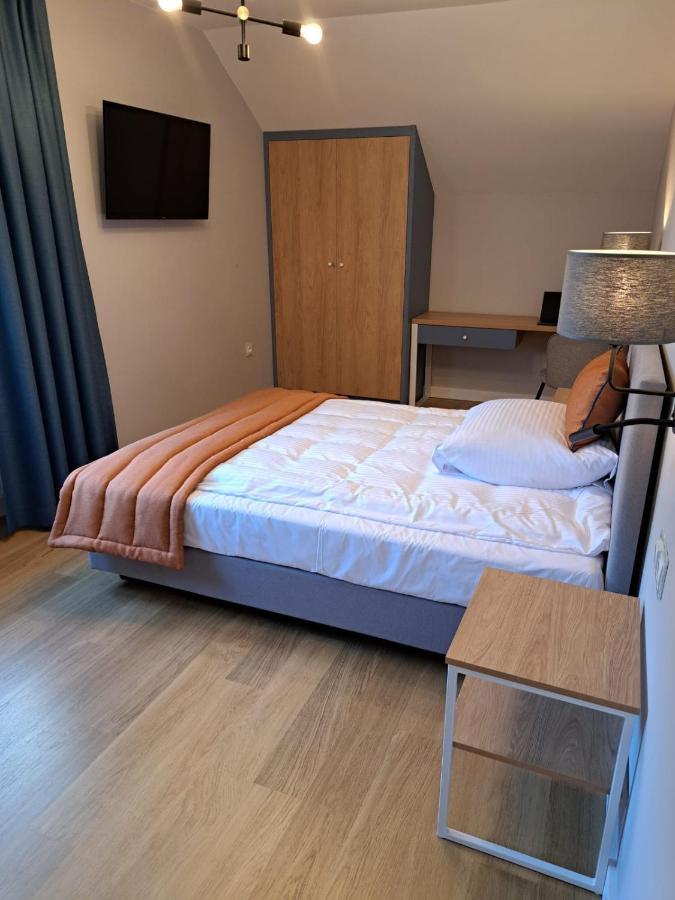 Pokoje De Luxe Figaro Płock Kültér fotó